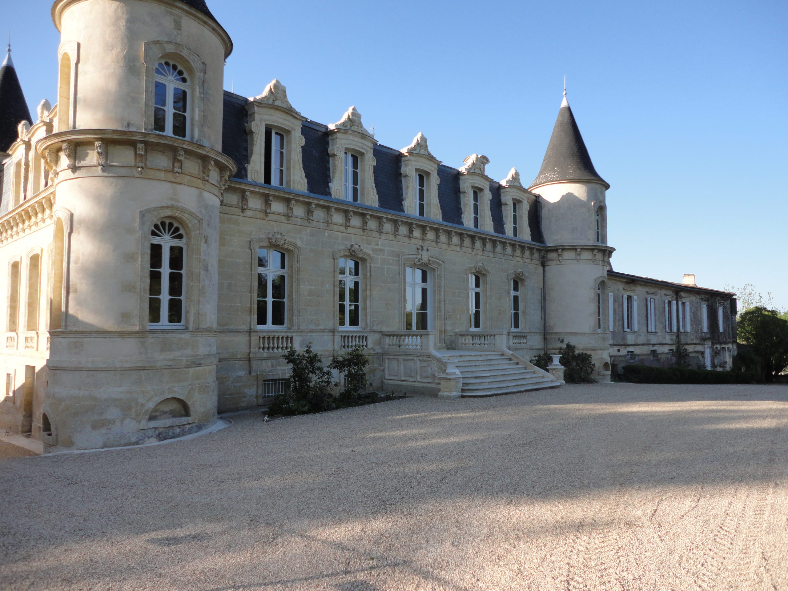 Edgard Travaux Publics : Le tour des châteaux
